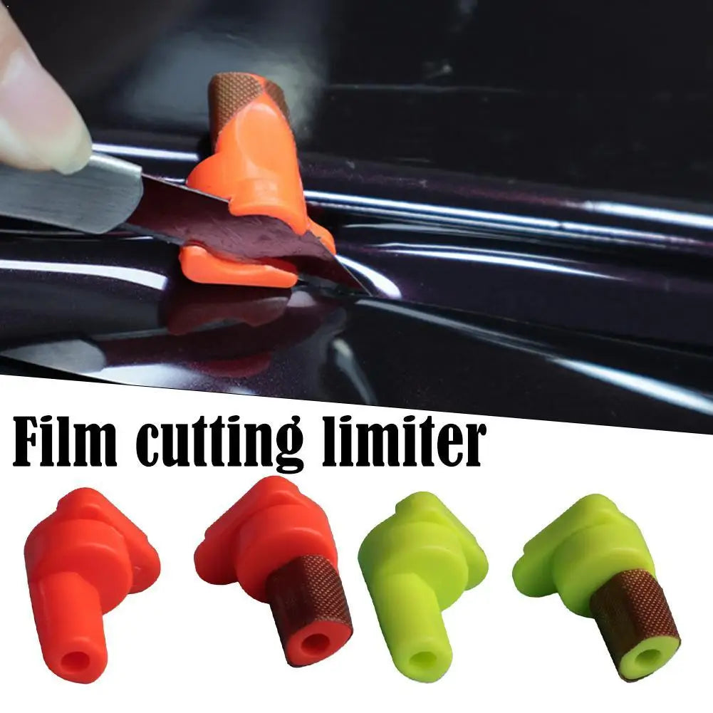 Set of magnetic film cutting limiters in red and green for vinyl wrap and window tint applications