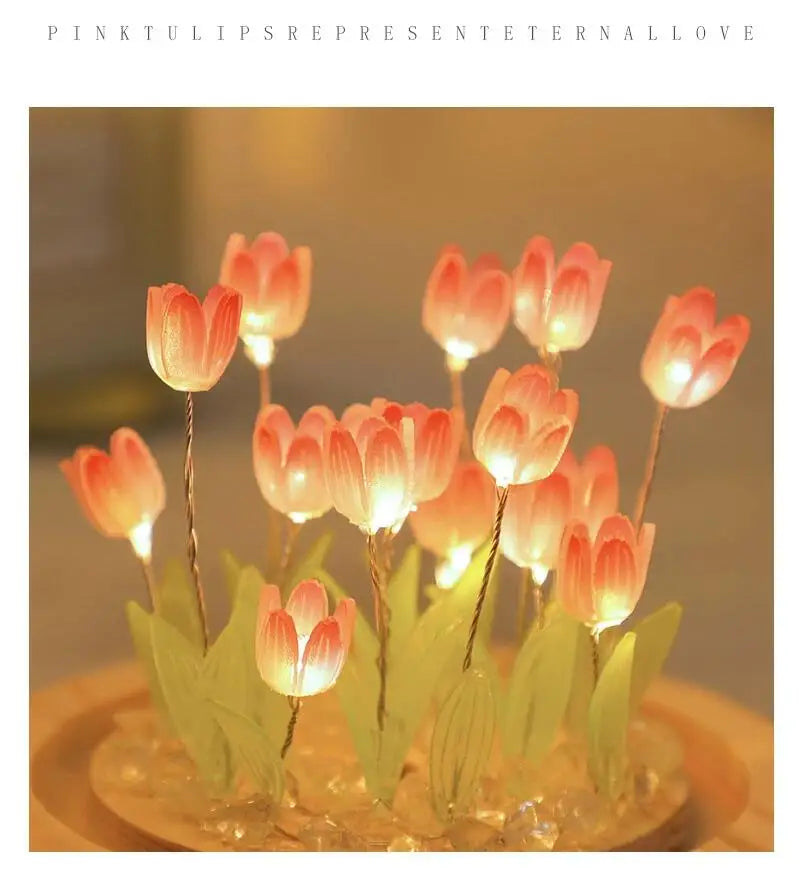 Tulpen-LED-Nachtlicht mit Glaskuppel