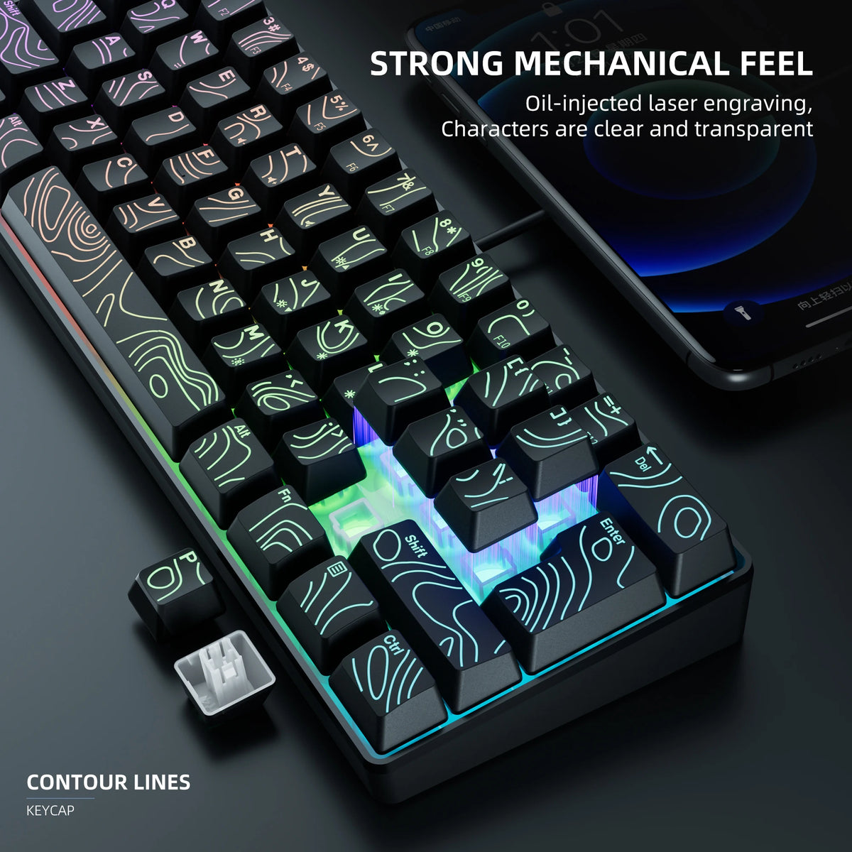 Nahaufnahme einer schwarzen mechanischen Tastatur mit Konturlinien und blauem LED-Licht auf den Tasten.