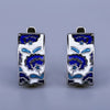 Klassische Ohrstecker mit Blumenmotiv in Blau und Emaille