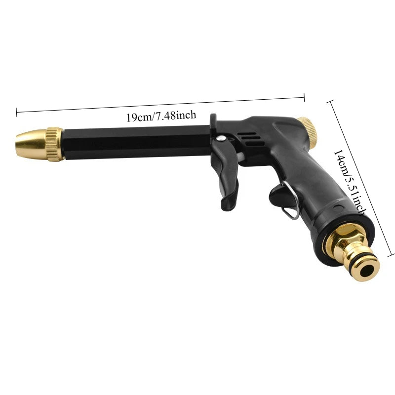 Pistolet à haute pression ergonomique noir avec embout en laiton et accents jaunes.