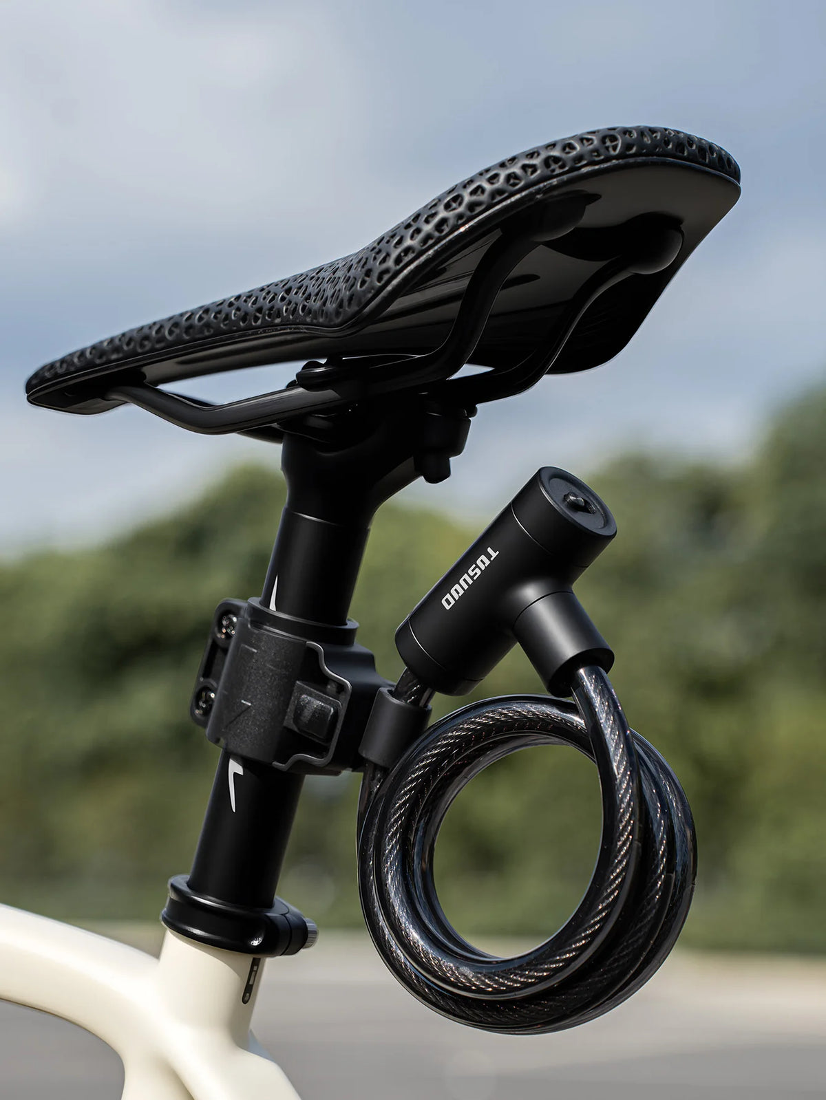 Heavy-Duty Cable Bike Lock with Mounting Bracket and 2 Keys