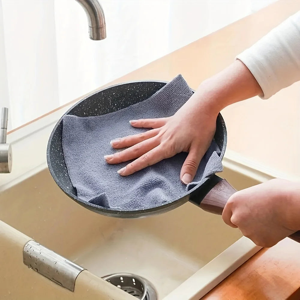 Reusable Microfiber Cleaning Cloth Roll (20 Sheets) – Multi-Surface Kitchen & Household Towels