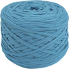 Eine Kugel dicker, blauer Polyester-Strang, fest aufgewickelt.