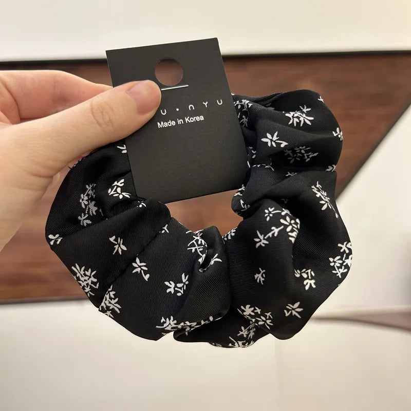 Oversized Leopard Print Scrunchie