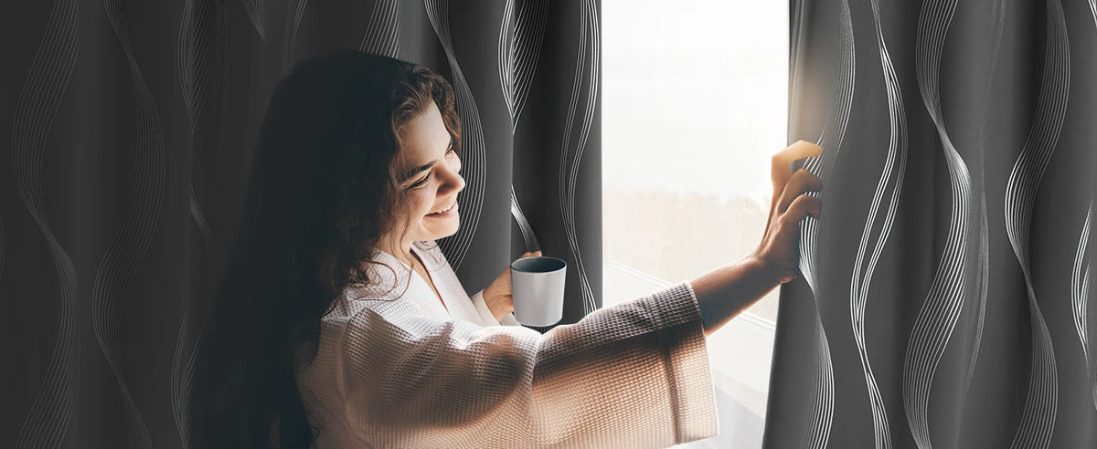 Silver Wave Pattern Blackout Curtains with Thermal Insulation and Noise Reduction
