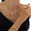 Ensemble de bijoux en chaîne torsadée avec cristaux