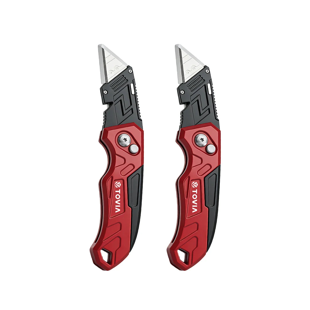 Folding Utility Knife with Built-In Blade Storage and Gut Hook