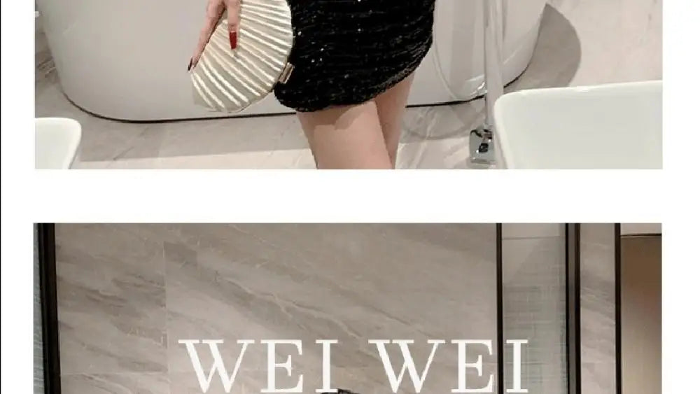 Elegant Pleated Evening Clutch with Chain Strap