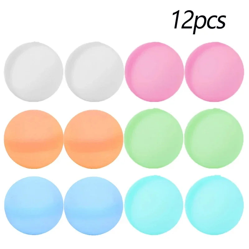 Ein Set von 12 wiederverwendbaren Silikon-Wasserballons in verschiedenen Pastellfarben, darunter Weiß, Pink und Grün.