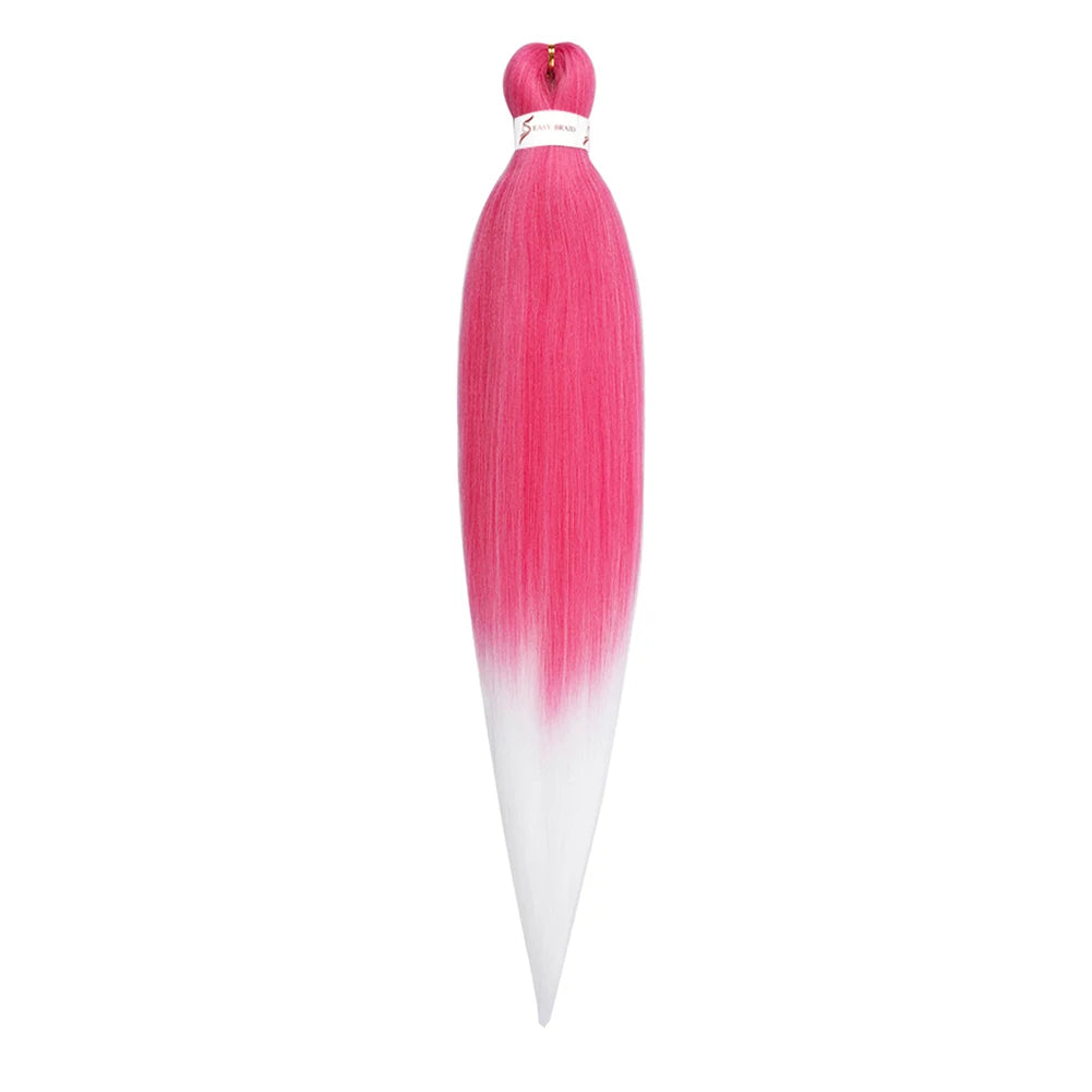 Bündel vorgefertigter Ombré-Flecht-Haarerweiterungen mit leuchtender rosa-weißem Farbverlauf.