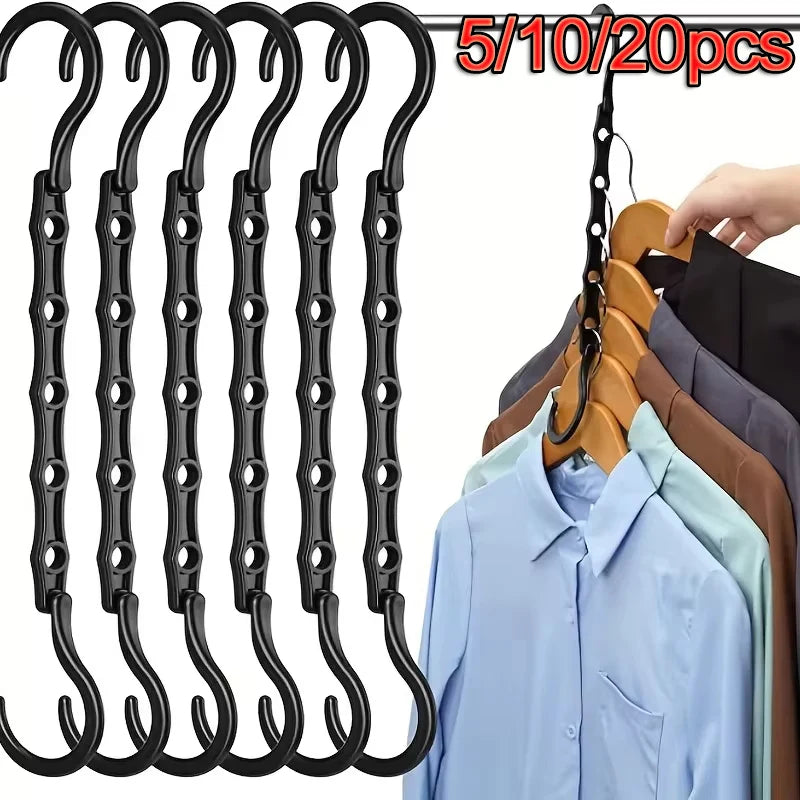 Space-Saving Magic Hangers Set