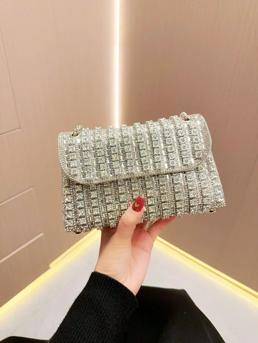 Crystal-Embellished Evening Clutch Bag with Chain Strap