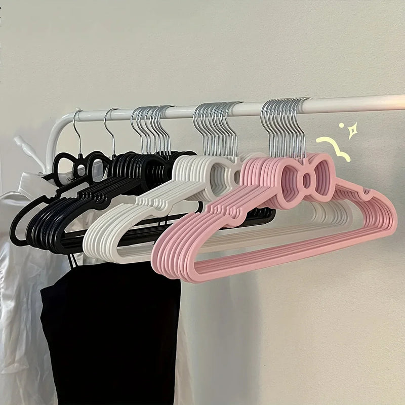 Non-Slip Butterfly Hangers for Wardrobe Organization