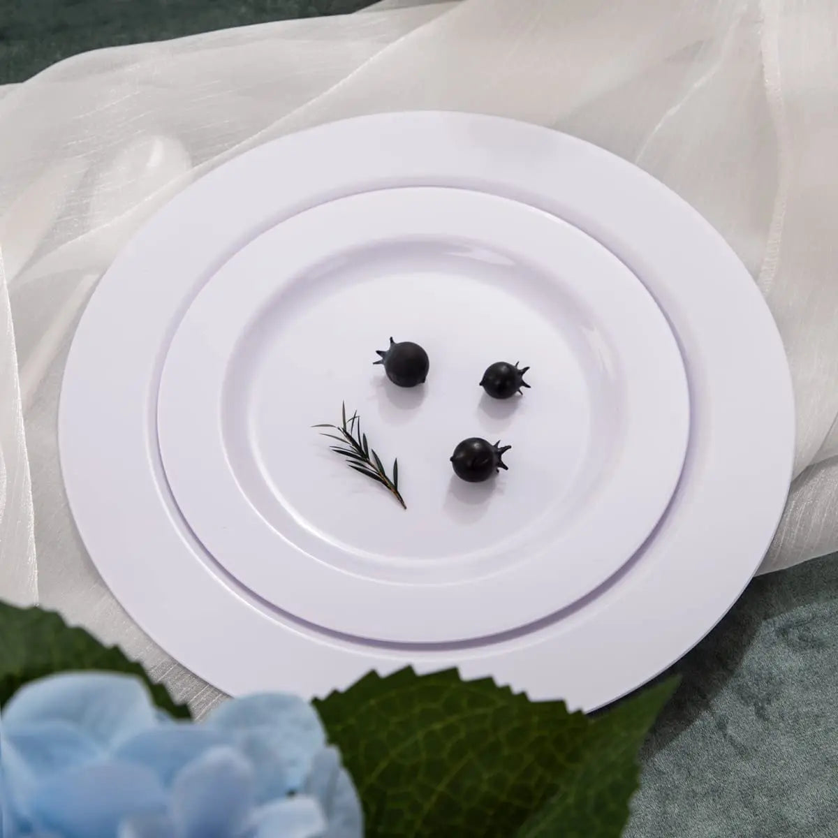Elegant White Plastic Plates with Gold Rim