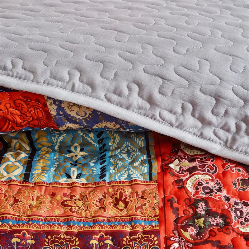 Quilted Bedspread Set with Matching Pillowcases