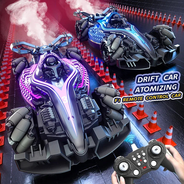 Schwarzes und lila RC-Driftauto mit Sprüheffekt neben seinem Fernsteuergerät.