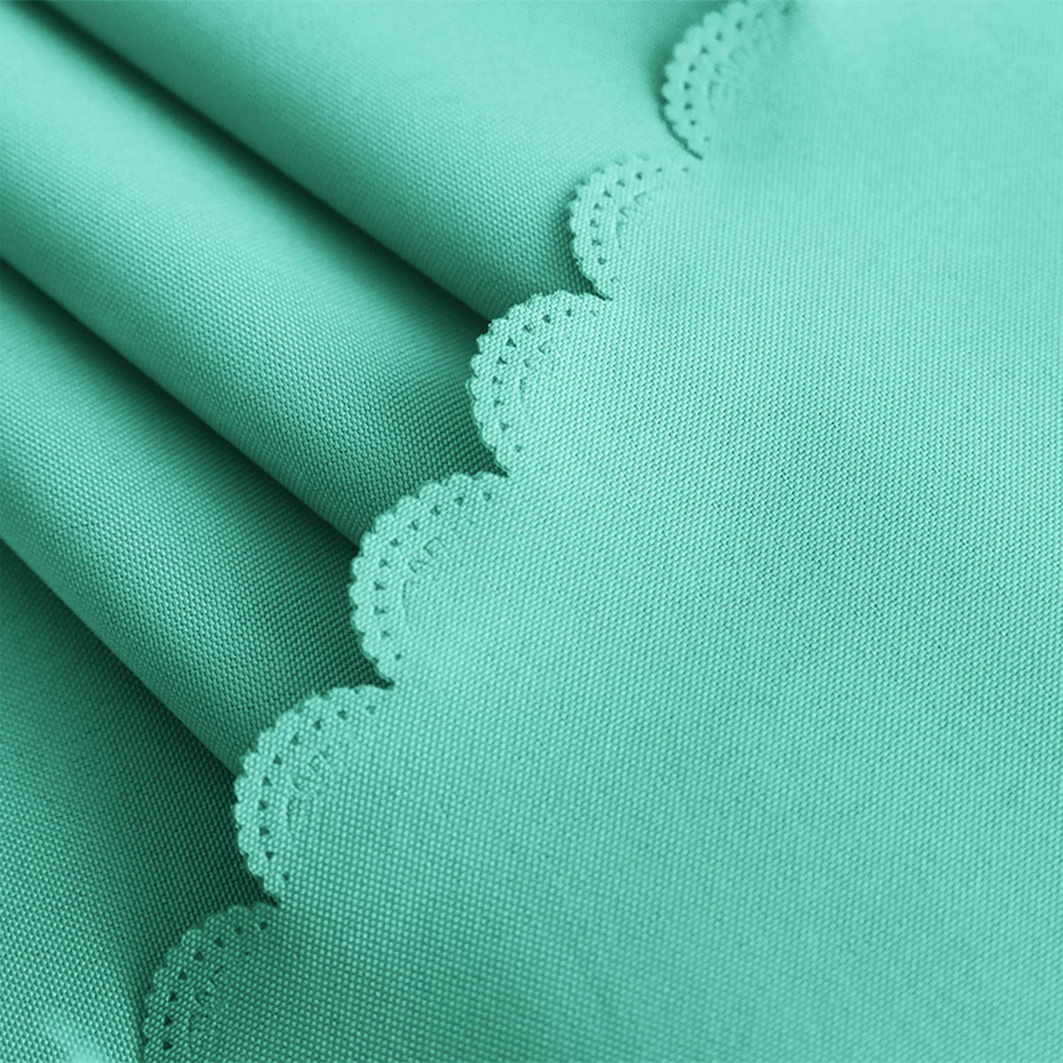 Round Solid Color Polyester Tablecloth for Weddings, Parties & Dining