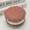 Langsam aufsteigender Kuchen-Squishy zur Stressreduzierung