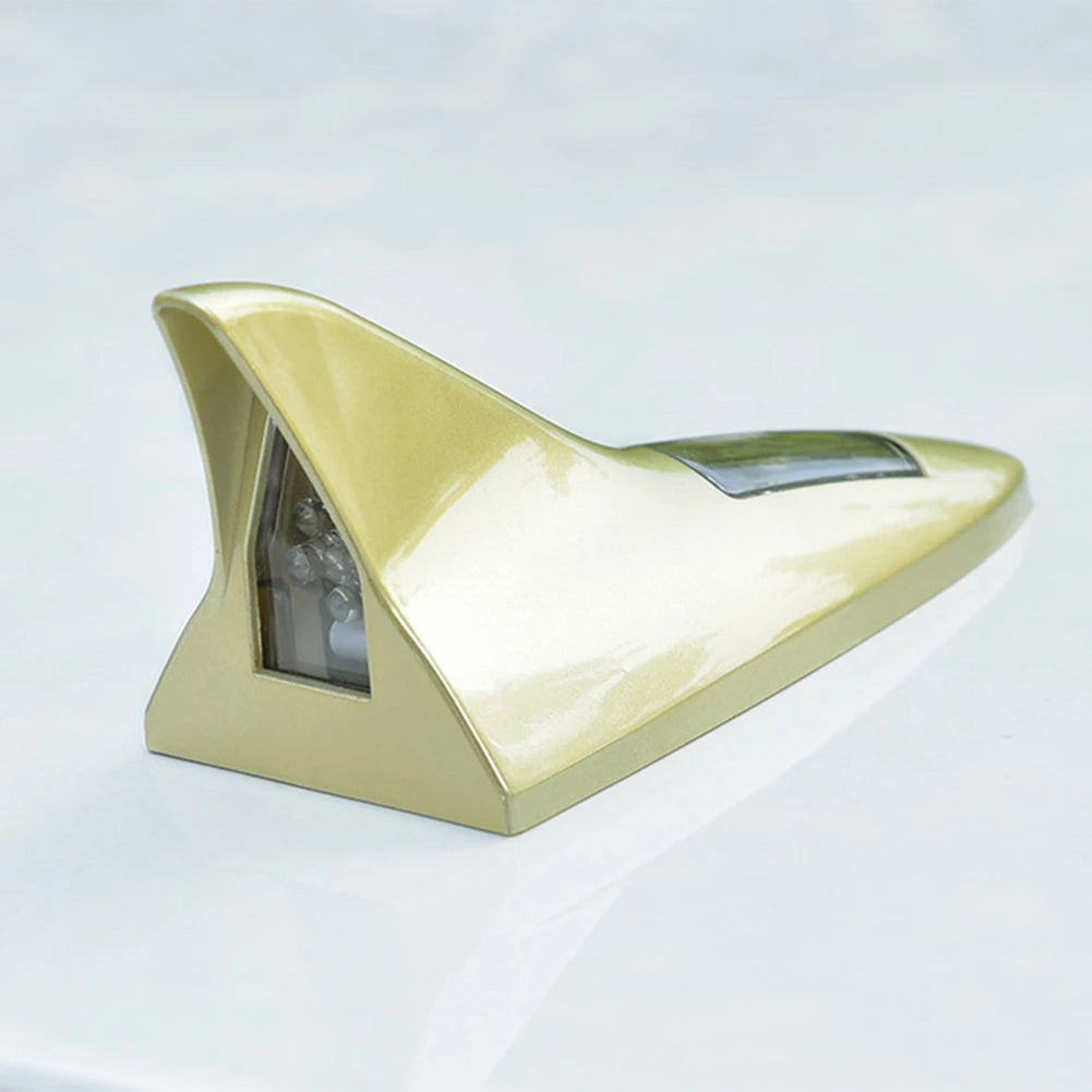 Solar-Powered Shark Fin LED Roof Antenna with Warning Lights
