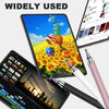 Digitales Tablet mit farbenreicher Landschaft, Stift und einem weiteren Tablet.
