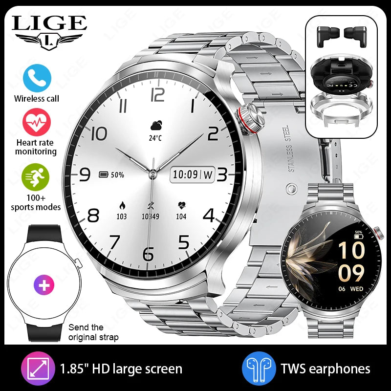 Montre connectée argentée avec écran numérique et bracelet en acier inoxydable à côté d'un casque TWS.