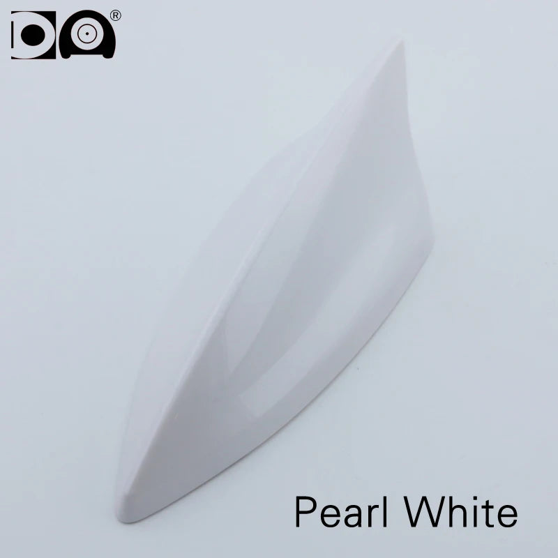 A white 5D shark fin car antenna with a piano paint finish.