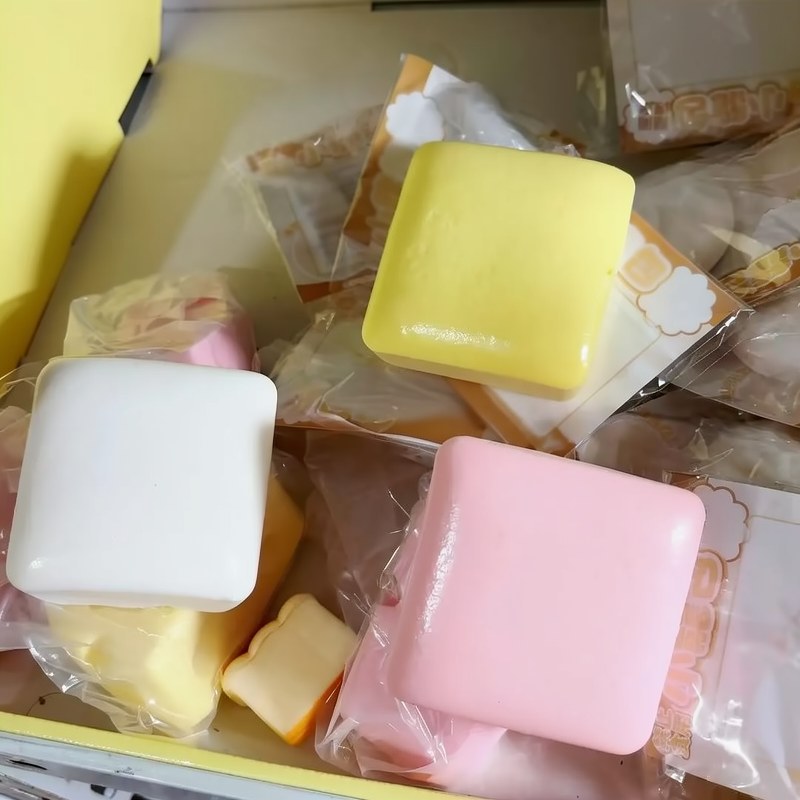 Slow-Rising Mousse Cake Squishy Toy