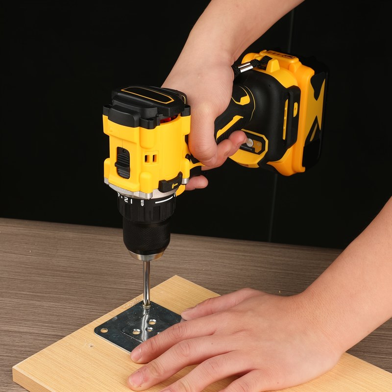 DEWALT 20V MAX Brushless Cordless Drill/Driver