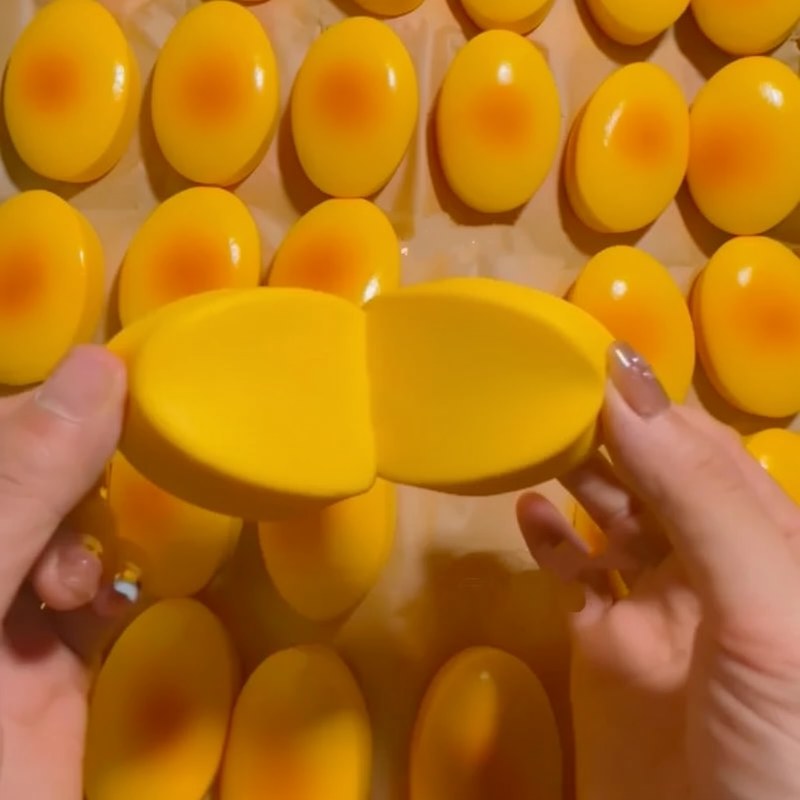 Slow-Rising Cheese Bread Squishy Toy